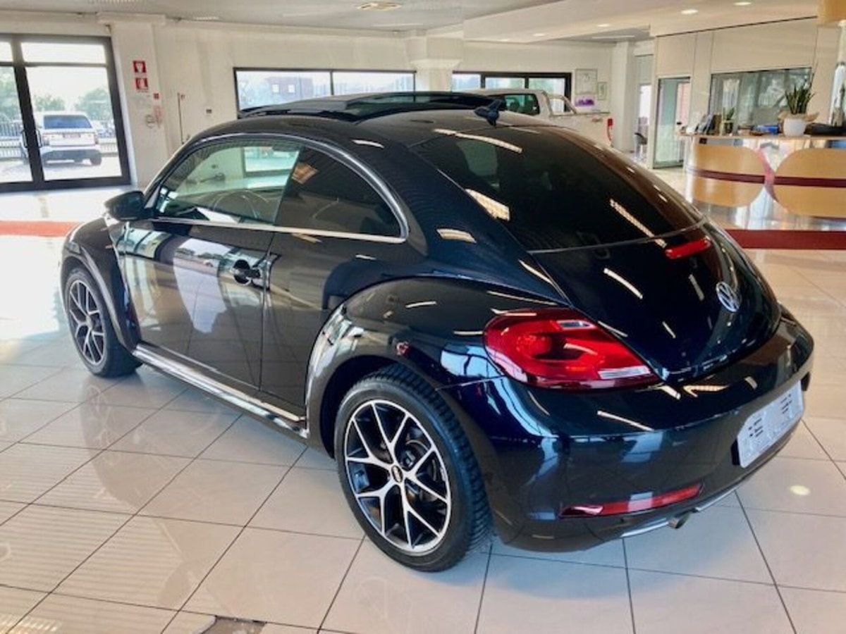 Volkswagen Maggiolino 1.2 TSI Design (4)
