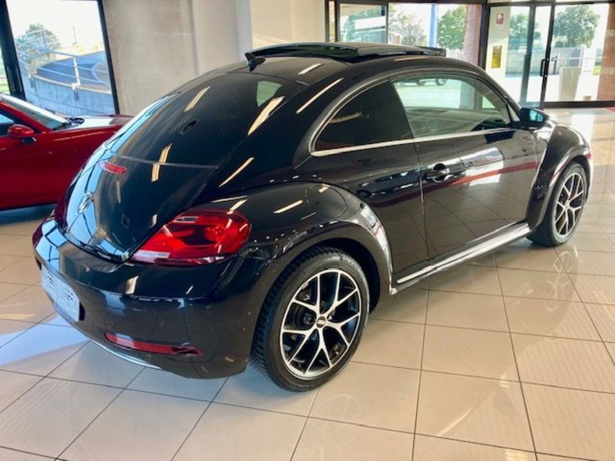 Volkswagen Maggiolino 1.2 TSI Design (5)