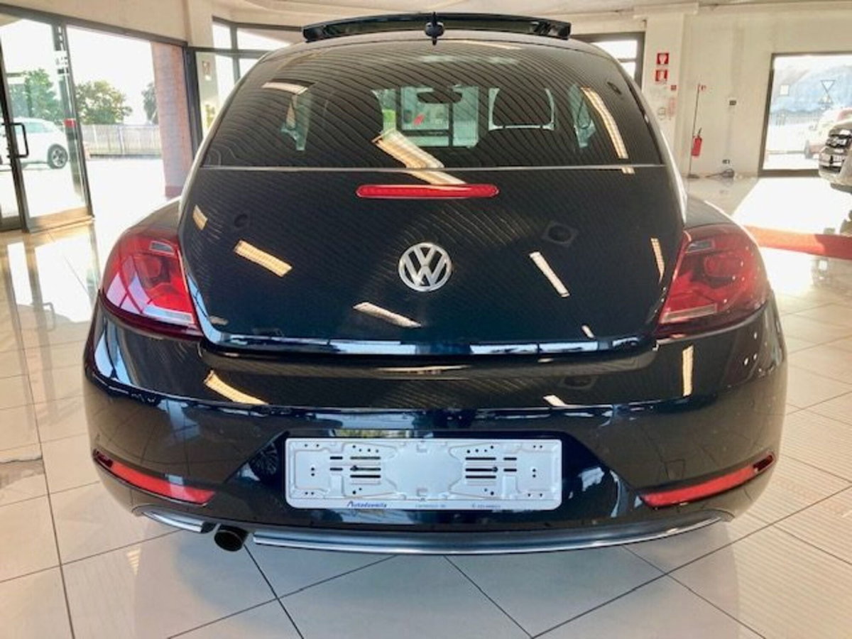 Volkswagen Maggiolino 1.2 TSI Design (6)