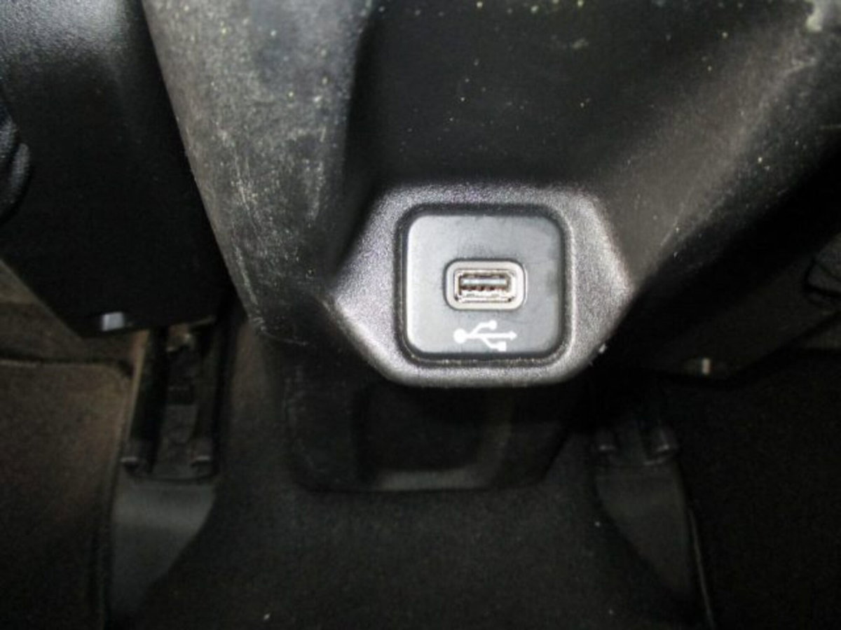 Jeep Renegade 1.0 T3 Limited (10)