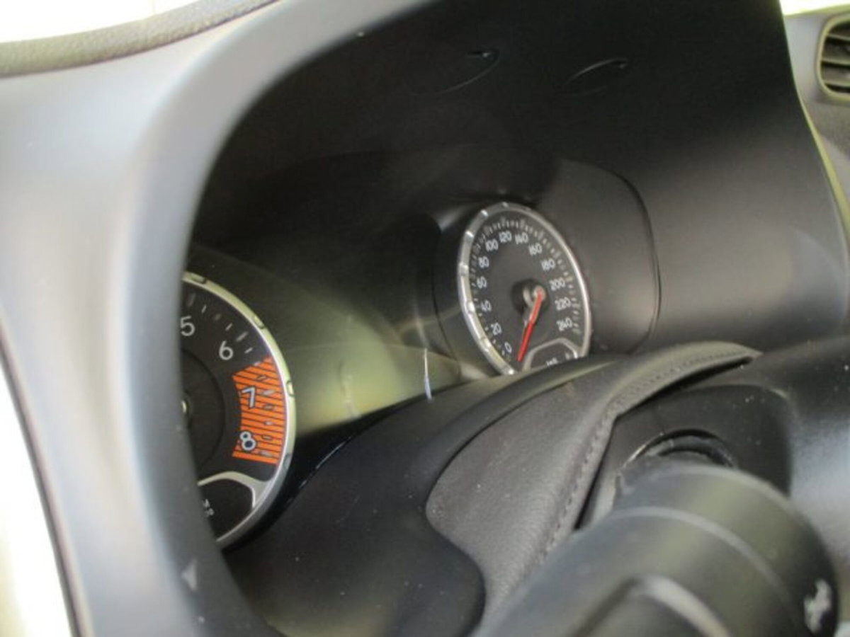 Jeep Renegade 1.0 T3 Limited (14)