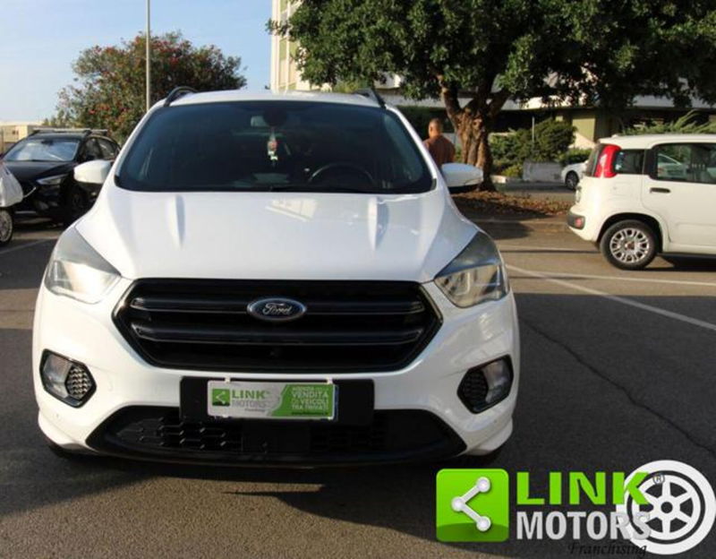 Ford Kuga 1.5 TDCI 120 CV S&S 2WD ST-Line