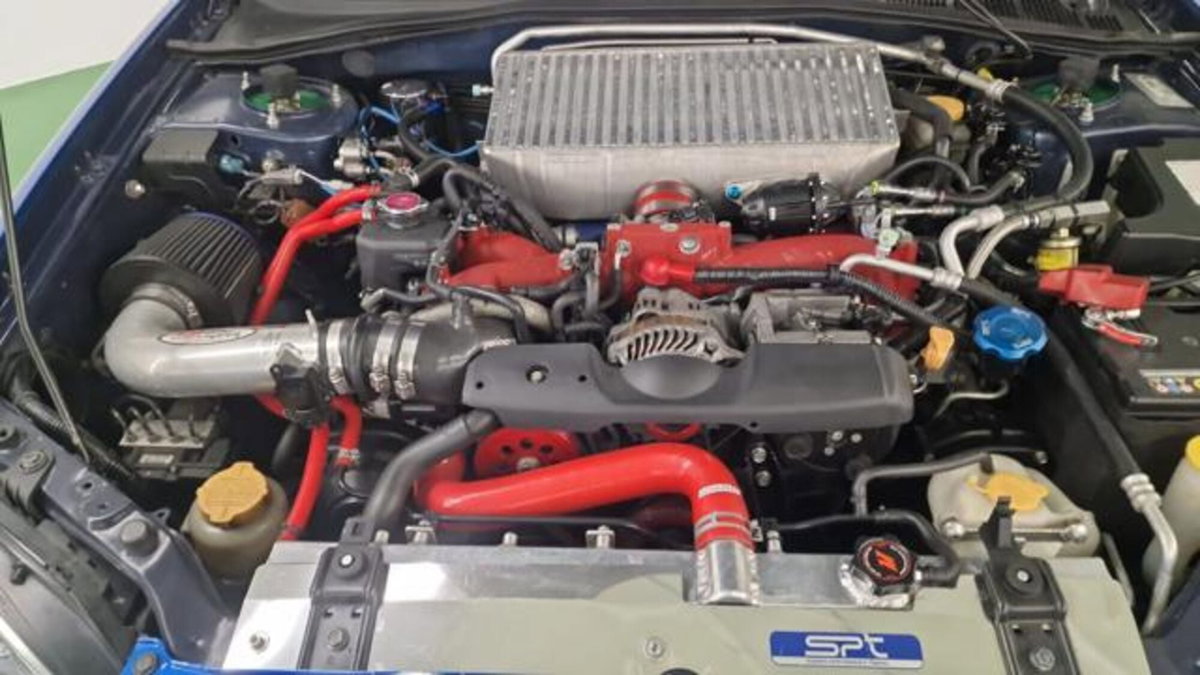 Subaru Impreza 2.5 WRX STi (12)