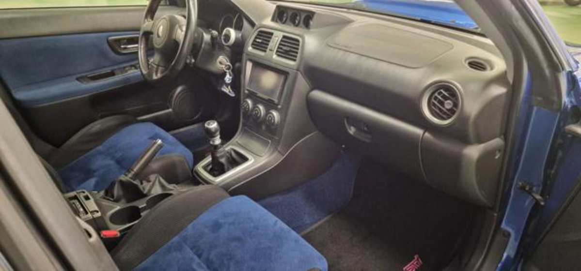 Subaru Impreza 2.5 WRX STi (16)
