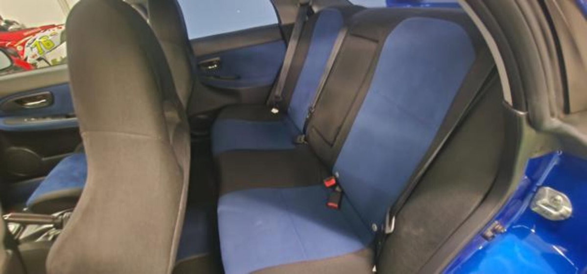 Subaru Impreza 2.5 WRX STi (18)