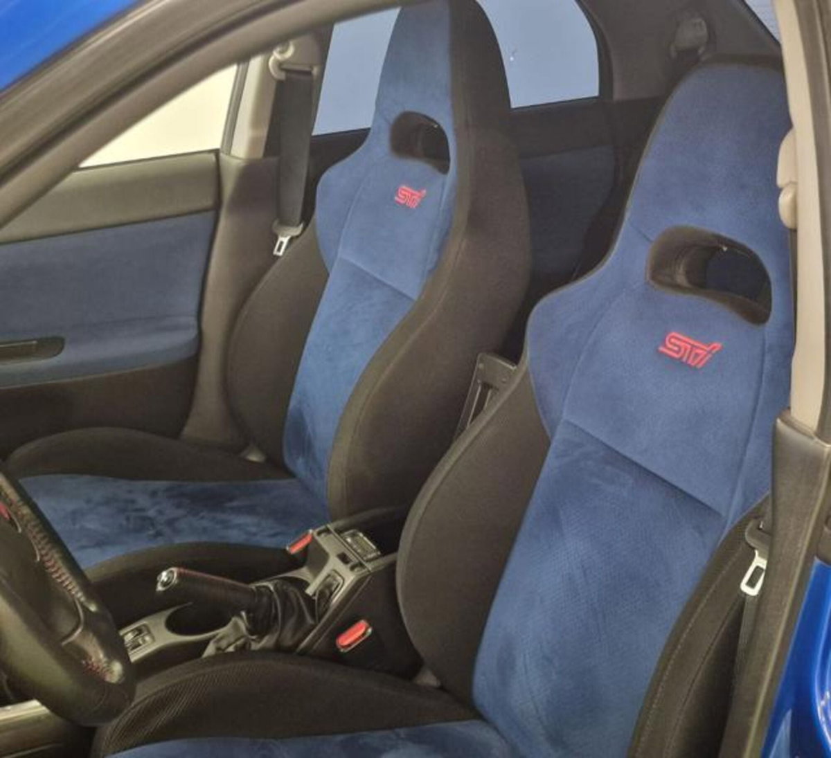 Subaru Impreza 2.5 WRX STi (19)
