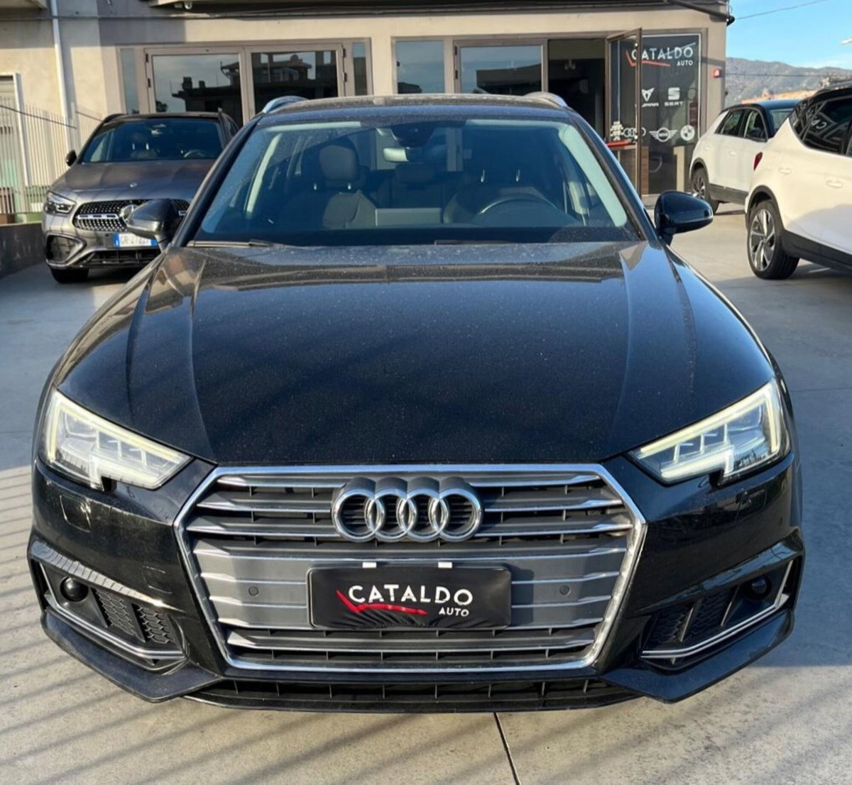 Audi A4 Avant 40 g-tron S tronic Design (2)