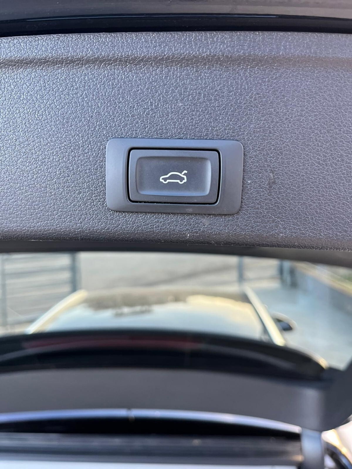 Audi A4 Avant 40 g-tron S tronic Design (15)