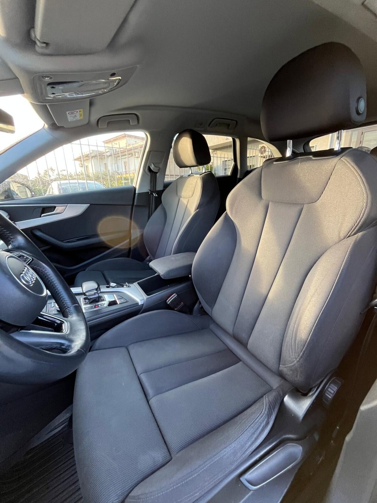 Audi A4 Avant 40 g-tron S tronic Design (8)