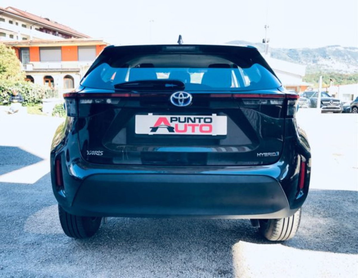Toyota Yaris Cross 1.5h GR Sport Black Sky fwd 116cv e-cvt (10)