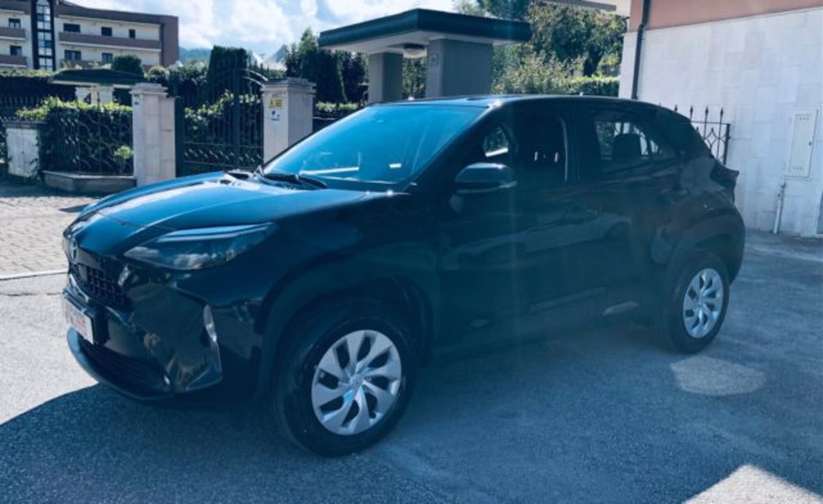 Toyota Yaris Cross 1.5h GR Sport Black Sky fwd 116cv e-cvt (11)