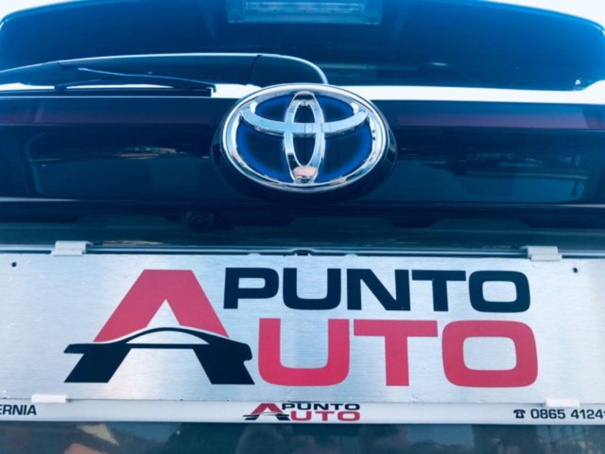Toyota Yaris Cross 1.5h GR Sport Black Sky fwd 116cv e-cvt (20)
