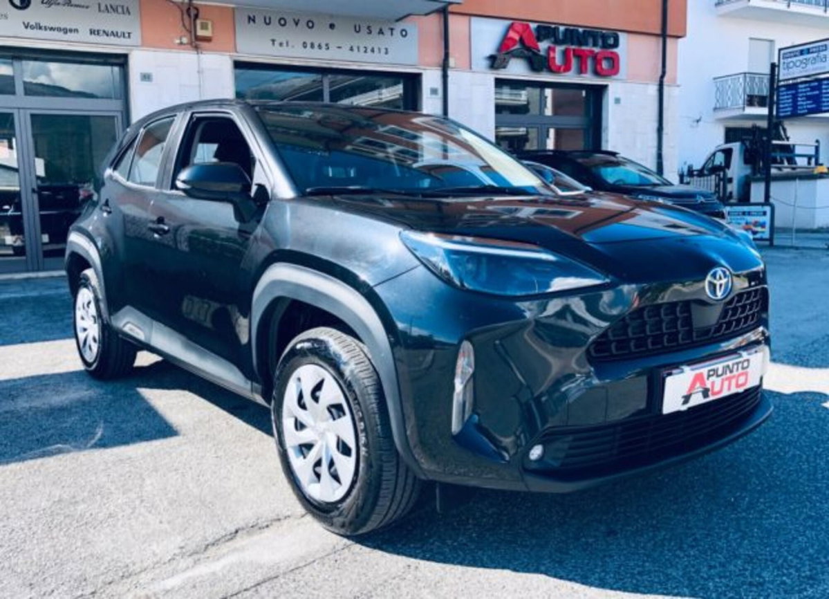Toyota Yaris Cross 1.5h GR Sport Black Sky fwd 116cv e-cvt (6)