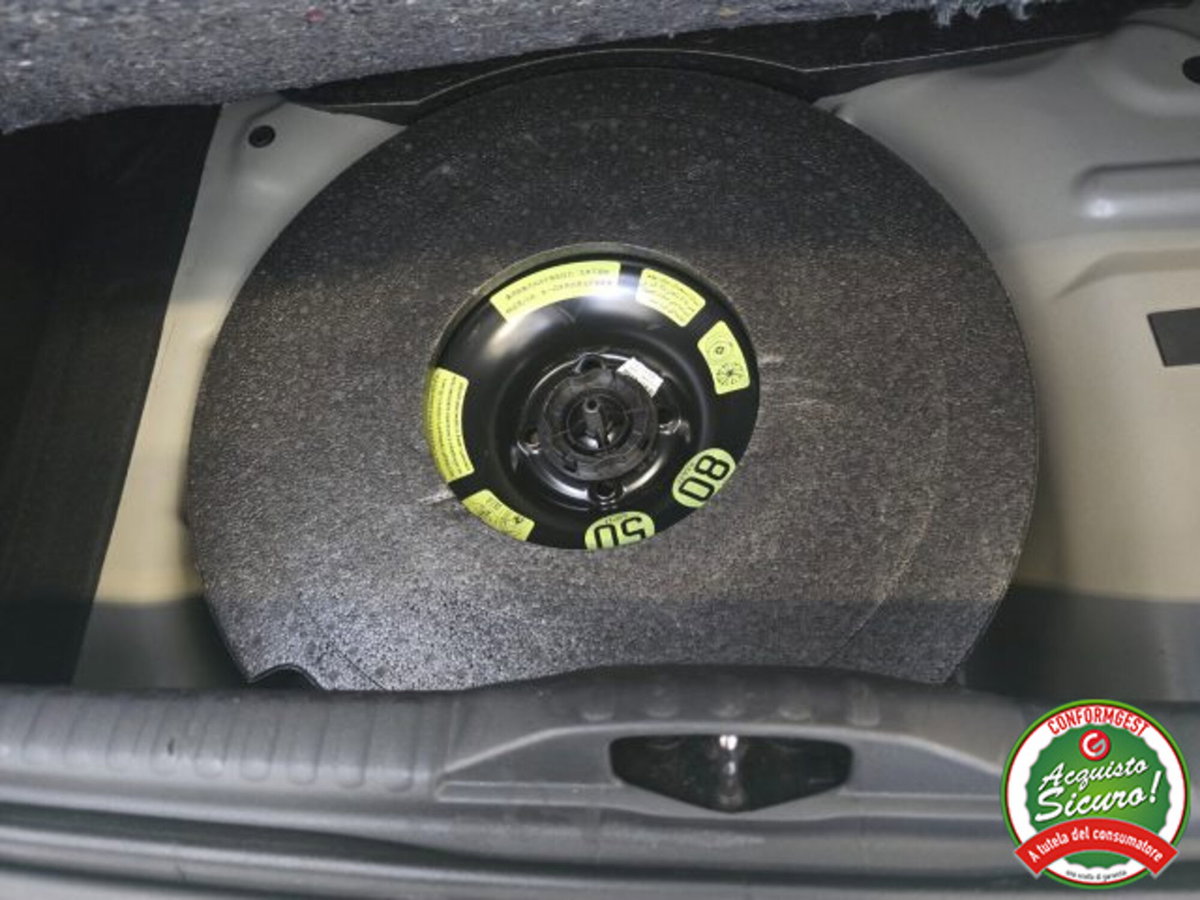 Citroen C3 BlueHDi 100 S&S Feel (9)