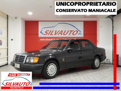 Mercedes-Benz 200 200 E usata