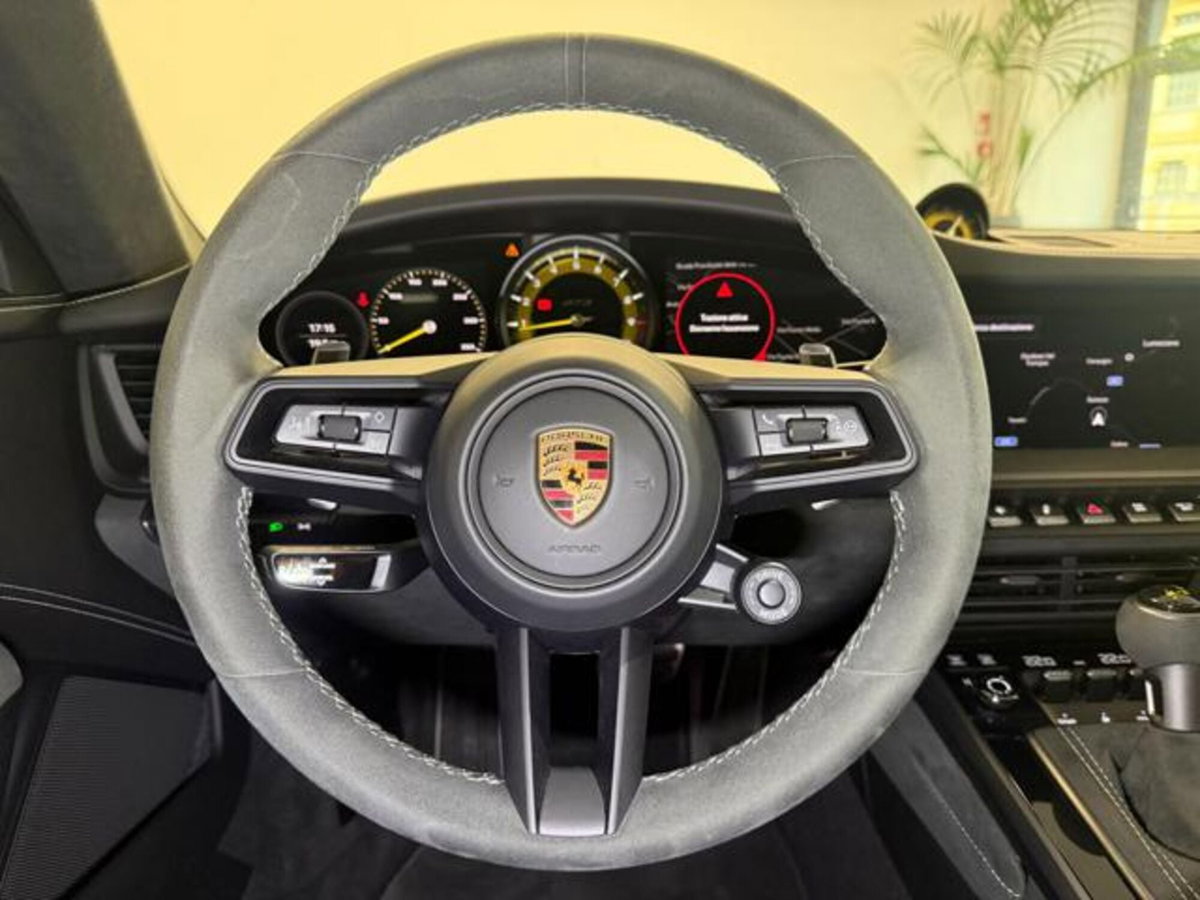 Porsche 911 Coupé 4.0 GT3 (13)