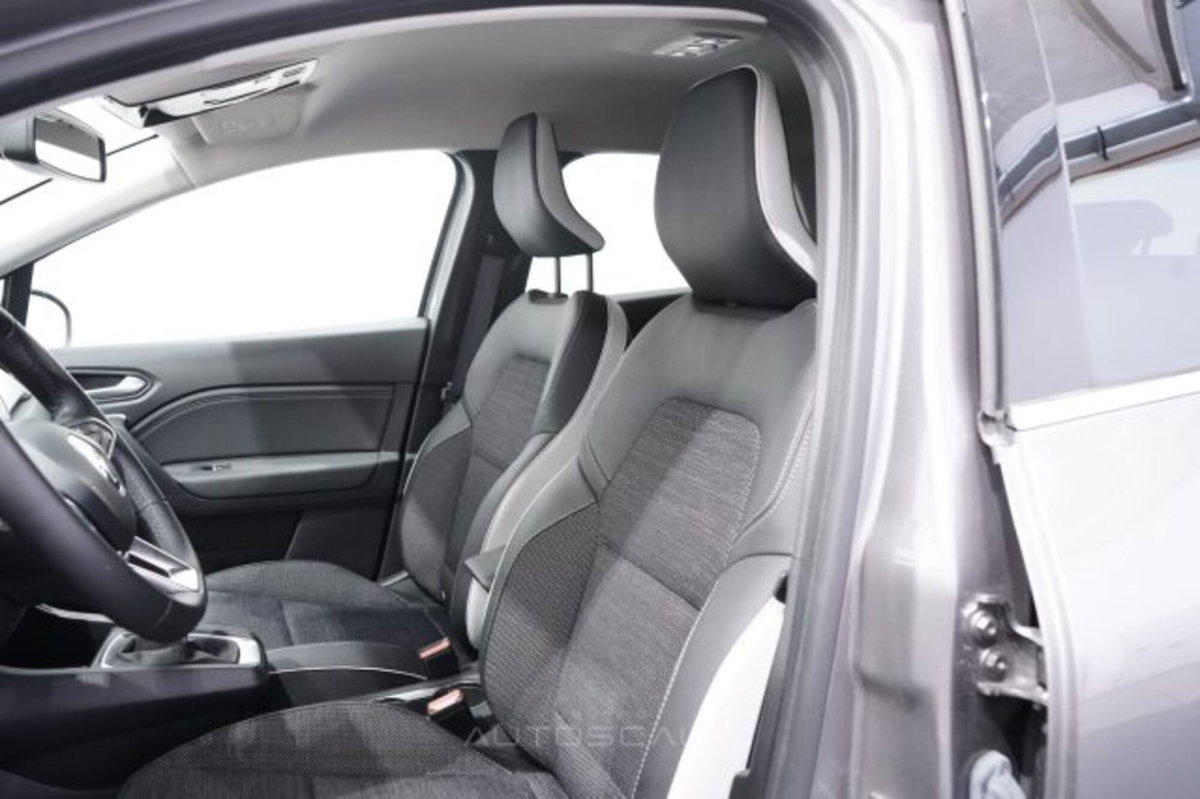 Renault Captur 1.0 tce Techno 90cv (11)