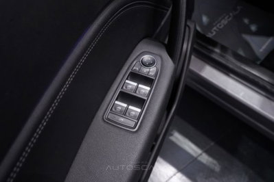 Renault Captur 1.0 tce Techno 90cv (10)