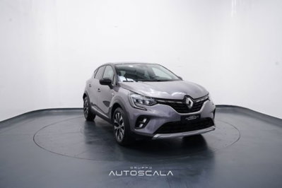 Renault Captur 1.0 tce Techno 90cv (8)