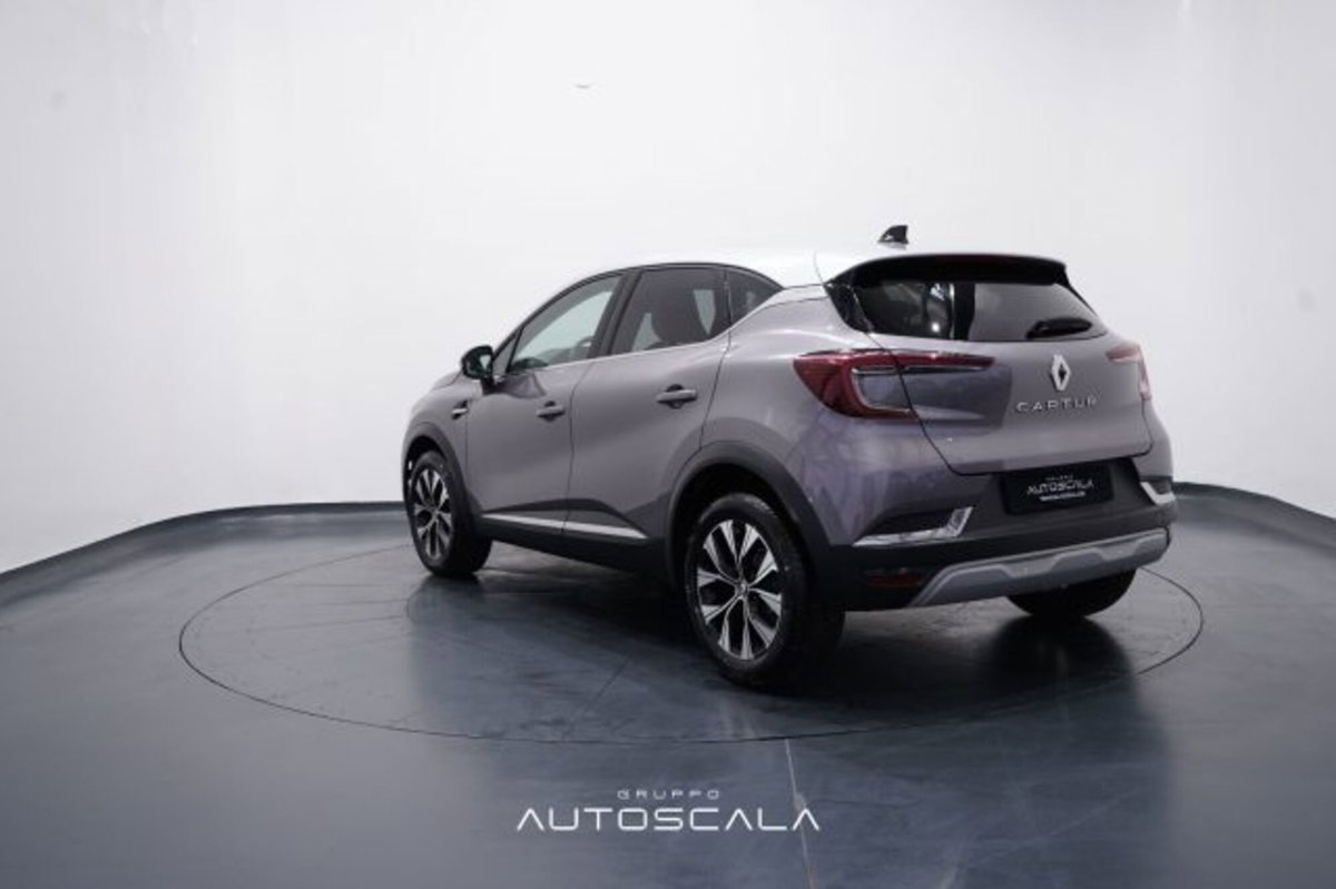 Renault Captur 1.0 tce Techno 90cv (4)