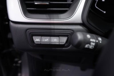 Renault Captur 1.0 tce Techno 90cv (12)