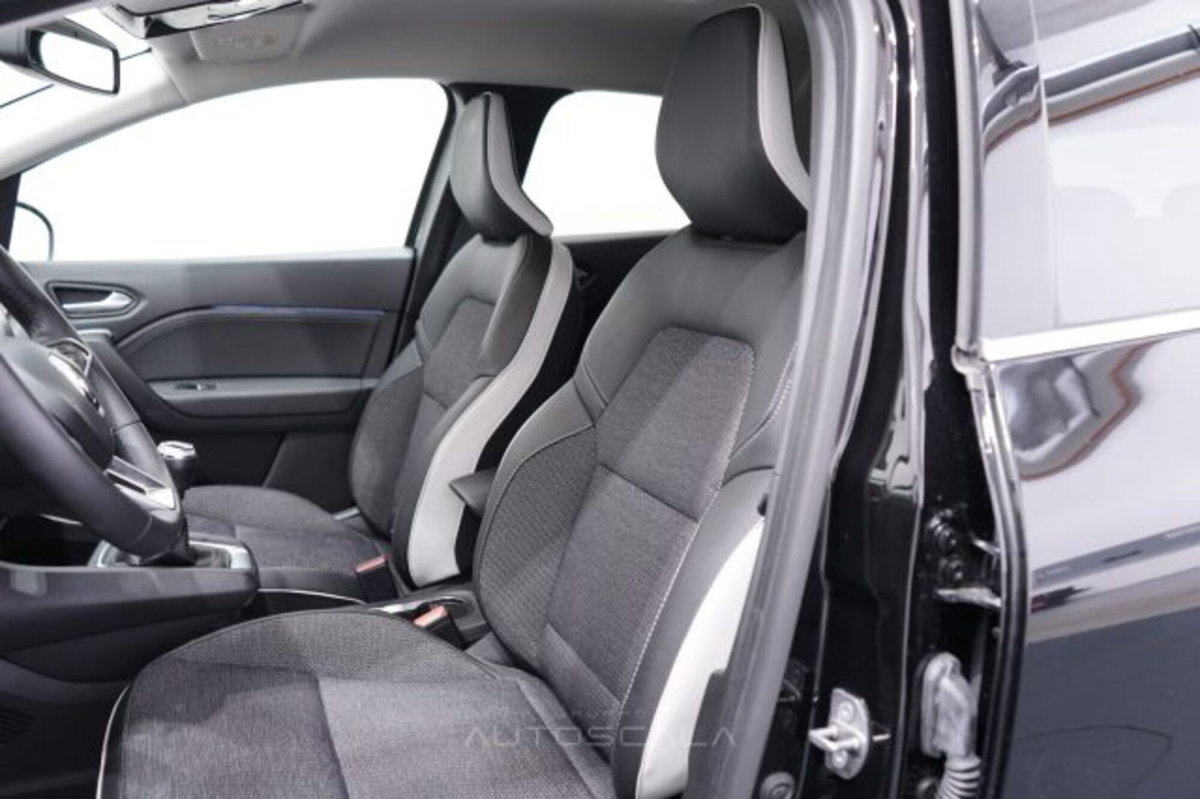 Renault Captur 1.0 tce Techno 90cv (11)
