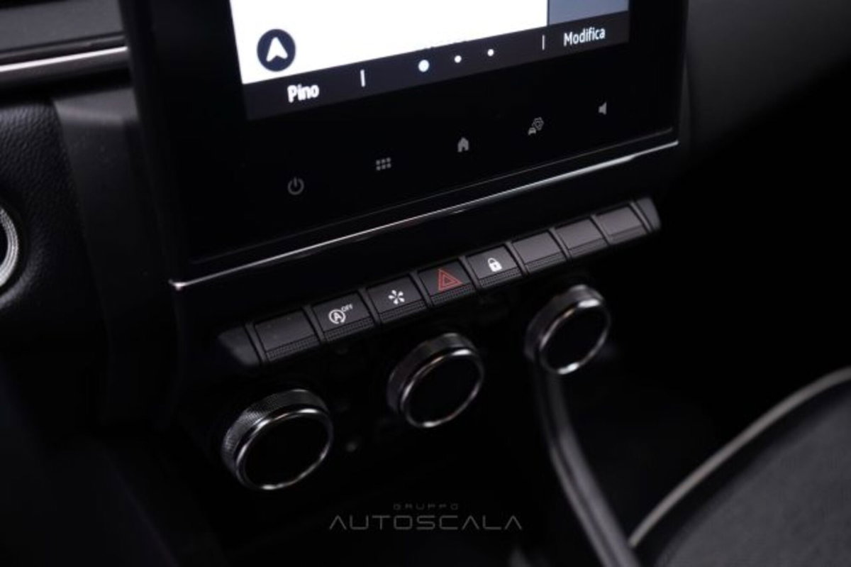Renault Captur 1.0 tce Techno 90cv (15)