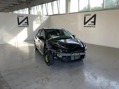 Peugeot 208 1.2 puretech Active s&s 75cv usata