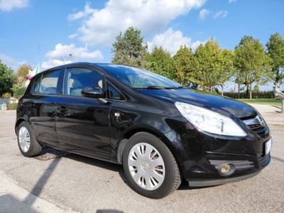 Opel Corsa 1.2 5 porte Club