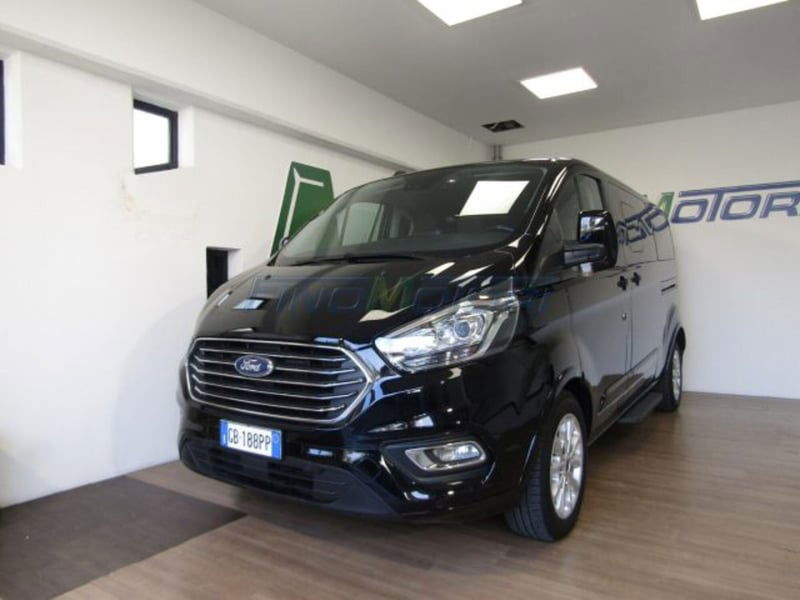 Ford Tourneo Custom 320 2.0 EcoBlue 130CV aut. PL Titanium