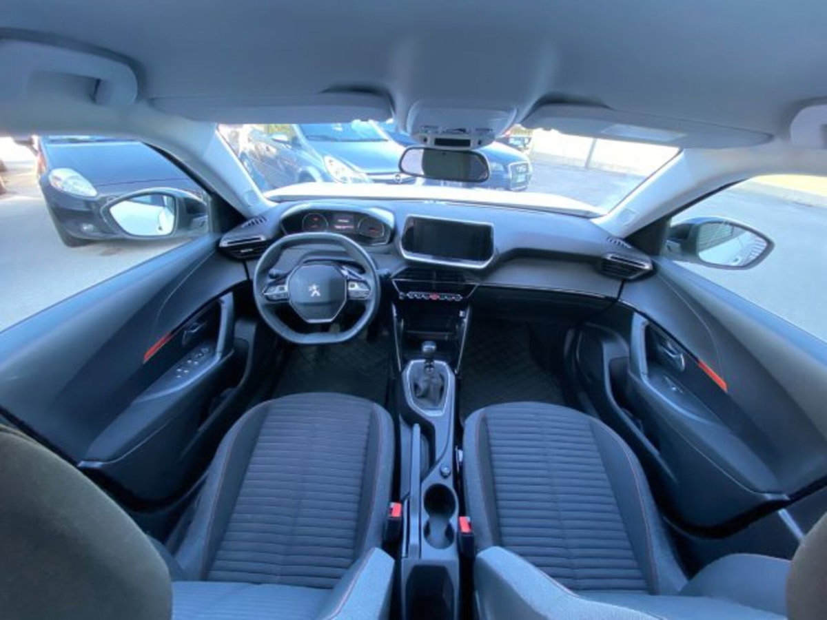 Peugeot 2008 PureTech 100 S&S Active Pack (10)