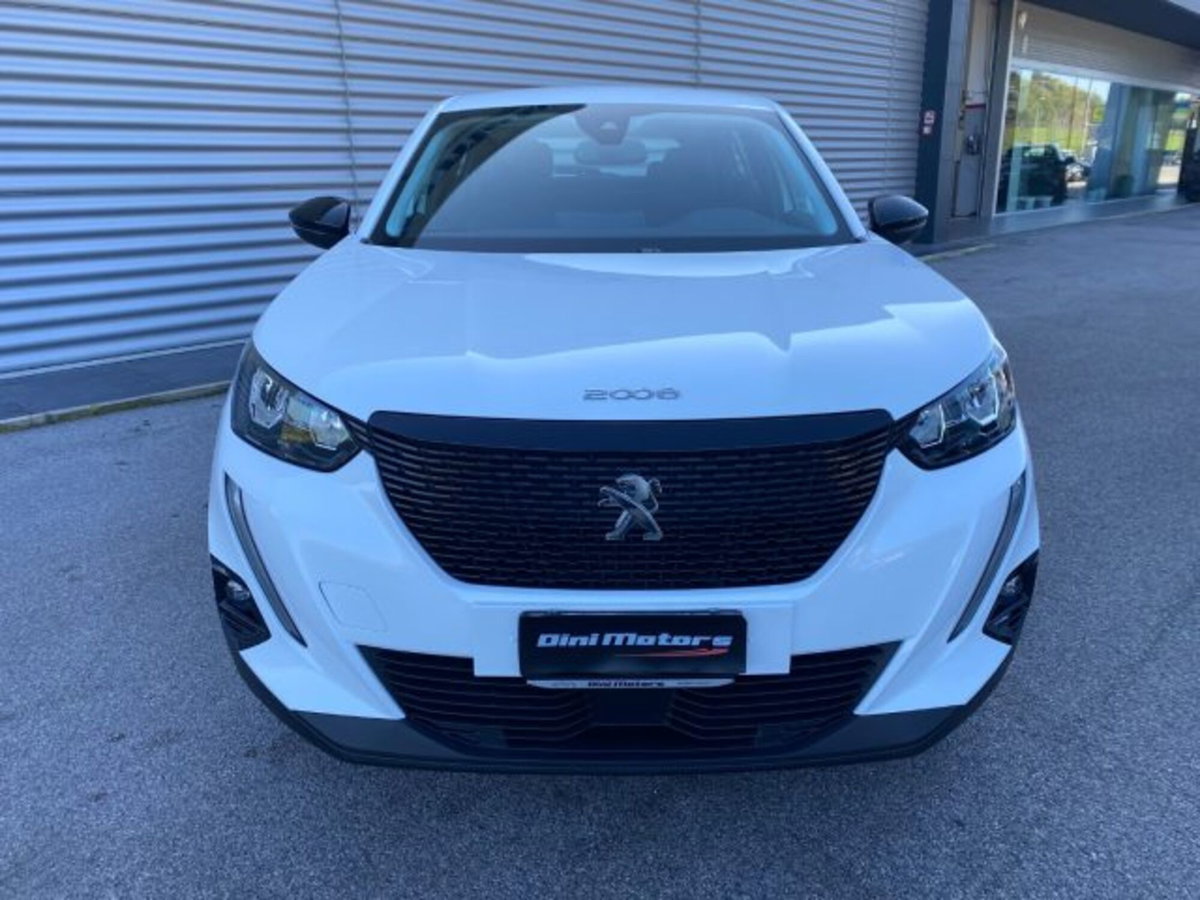 Peugeot 2008 PureTech 100 S&S Active Pack (2)