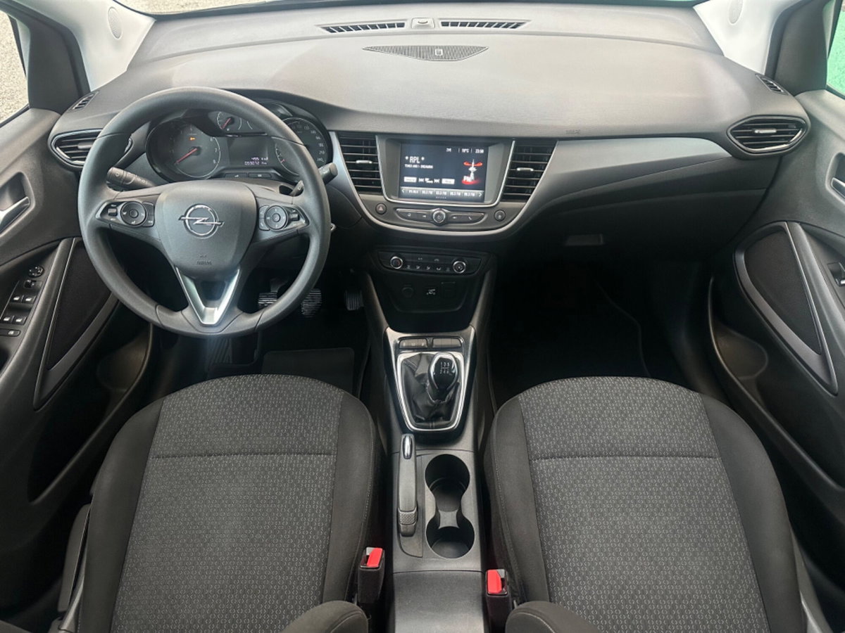 Opel Crossland X 1.2 12V Advance (6)