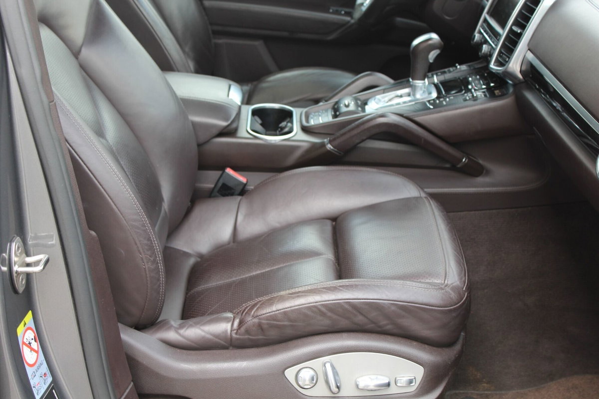 Porsche Cayenne 3.0 S Hybrid (11)