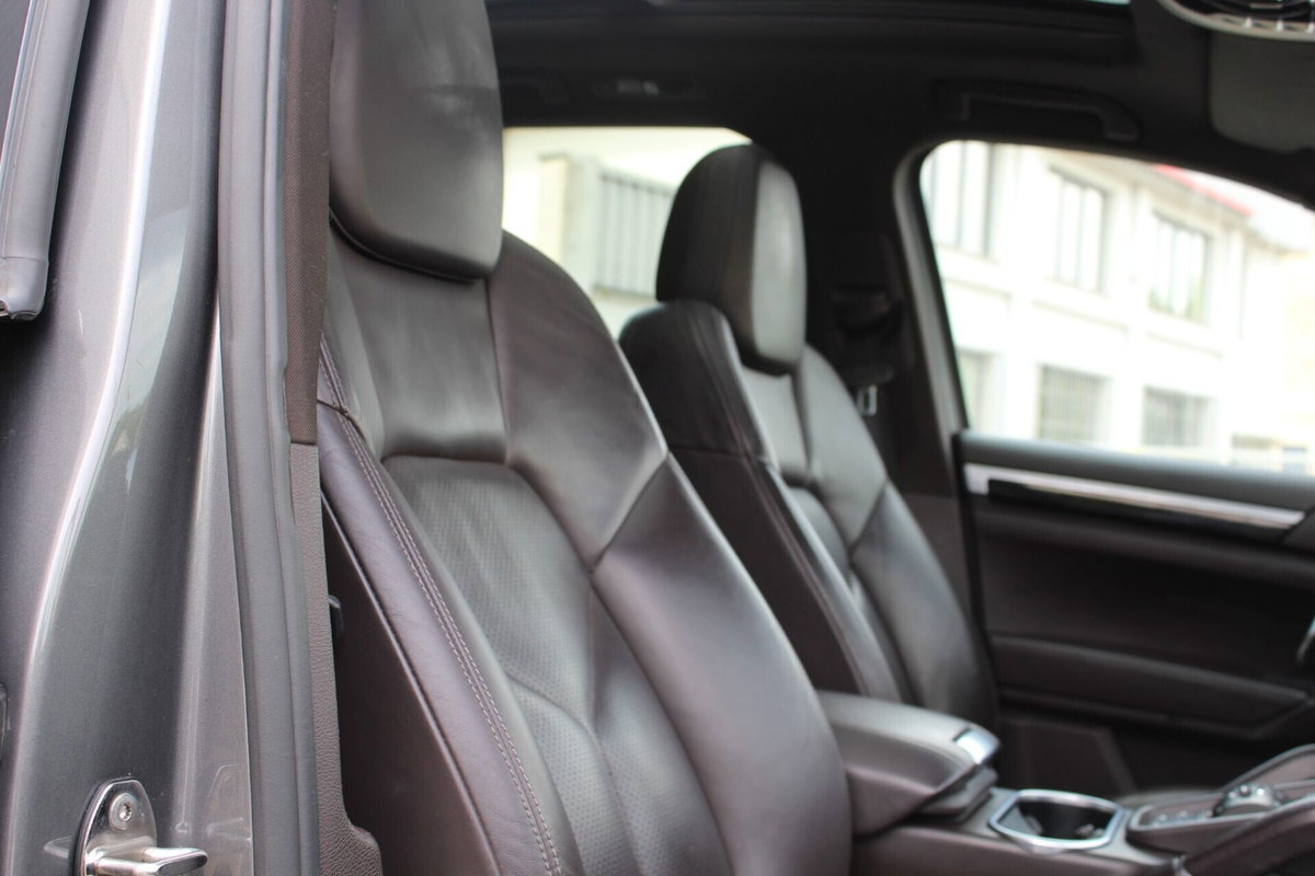 Porsche Cayenne 3.0 S Hybrid (12)