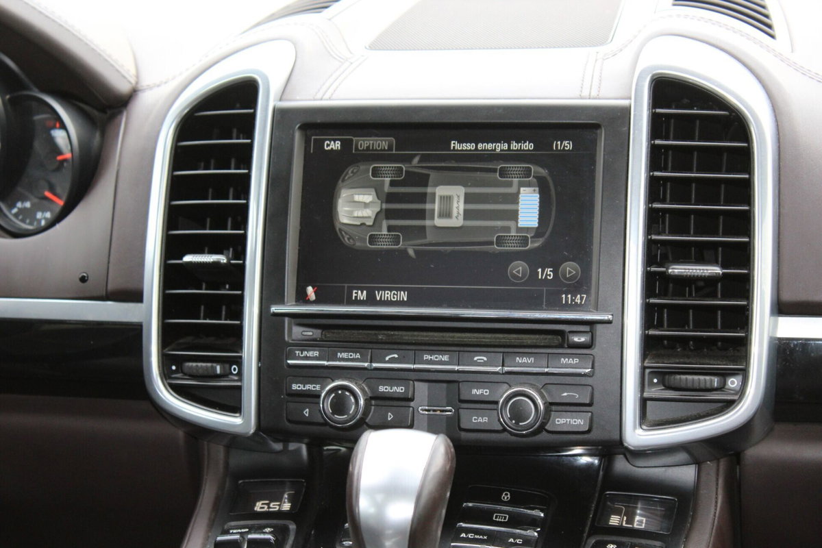 Porsche Cayenne 3.0 S Hybrid (13)