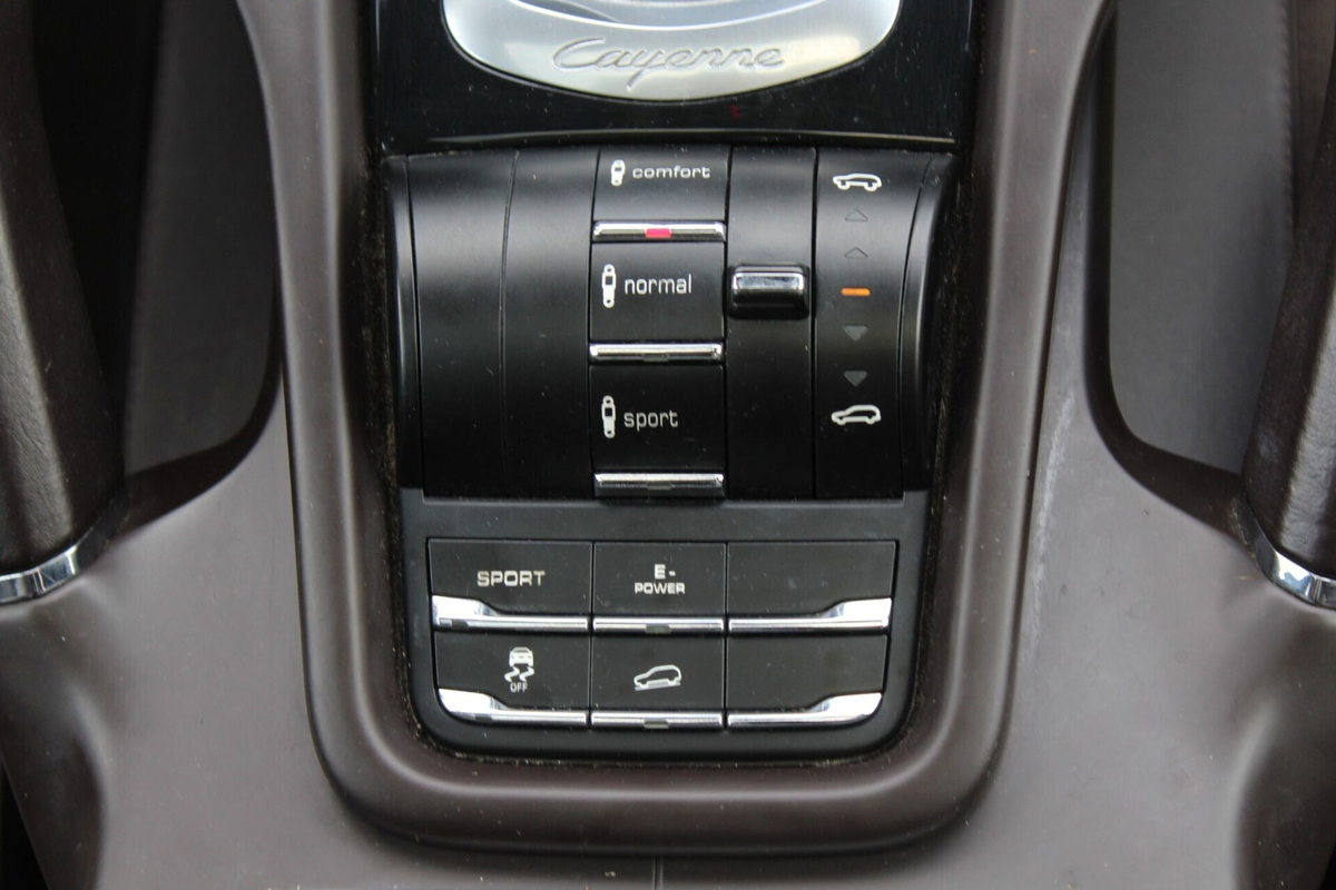 Porsche Cayenne 3.0 S Hybrid (14)