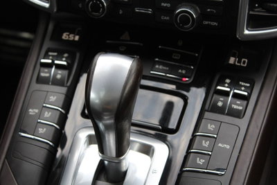 Porsche Cayenne 3.0 S Hybrid (15)