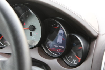 Porsche Cayenne 3.0 S Hybrid (16)