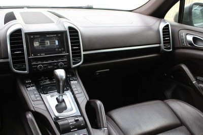Porsche Cayenne 3.0 S Hybrid (17)