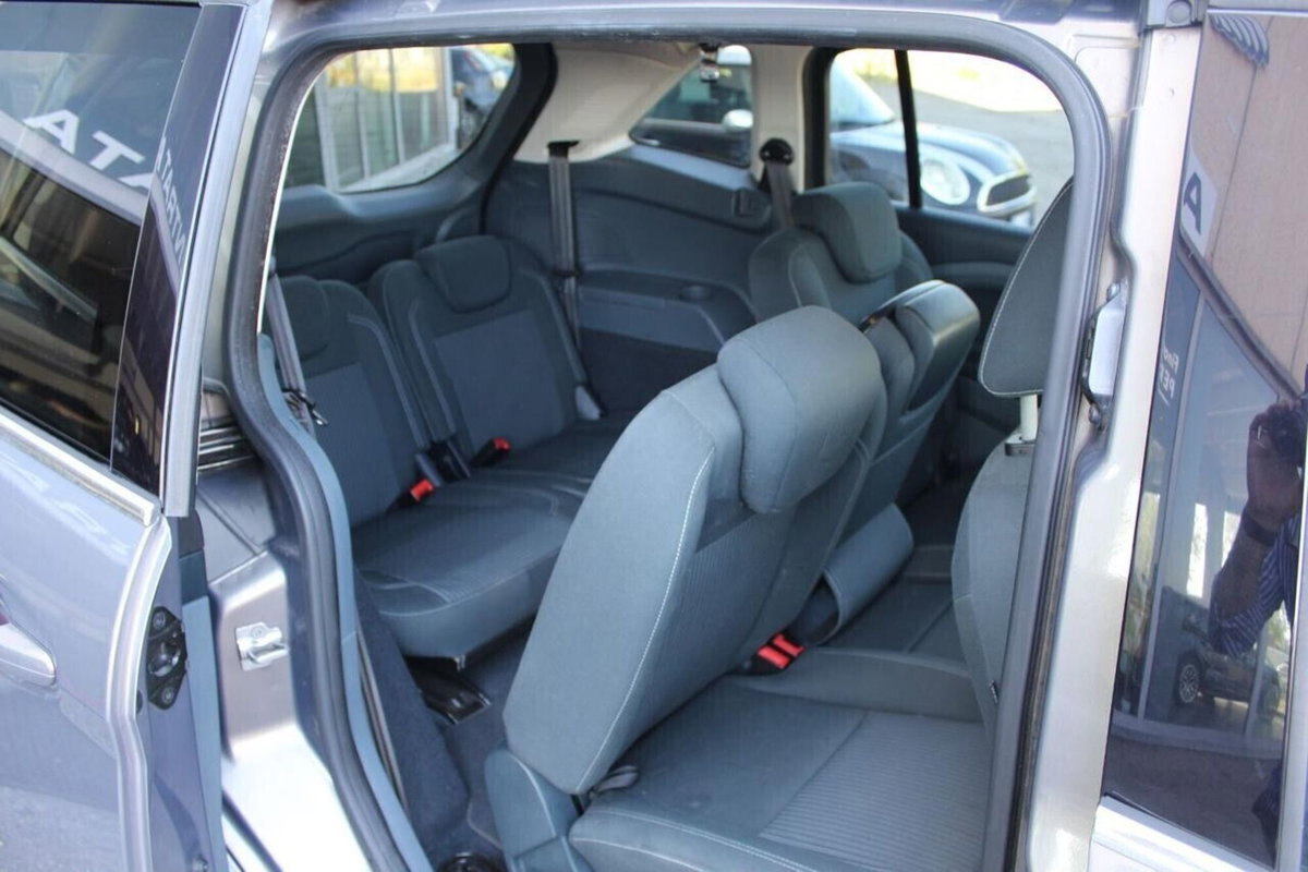 Ford C-Max 1.6 TDCi 115CV Titanium (13)