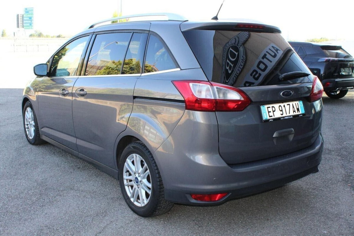 Ford C-Max 1.6 TDCi 115CV Titanium (4)