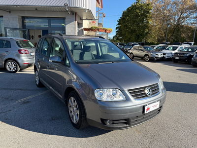 Volkswagen Touran TDI 105CV DSG Trendline usata