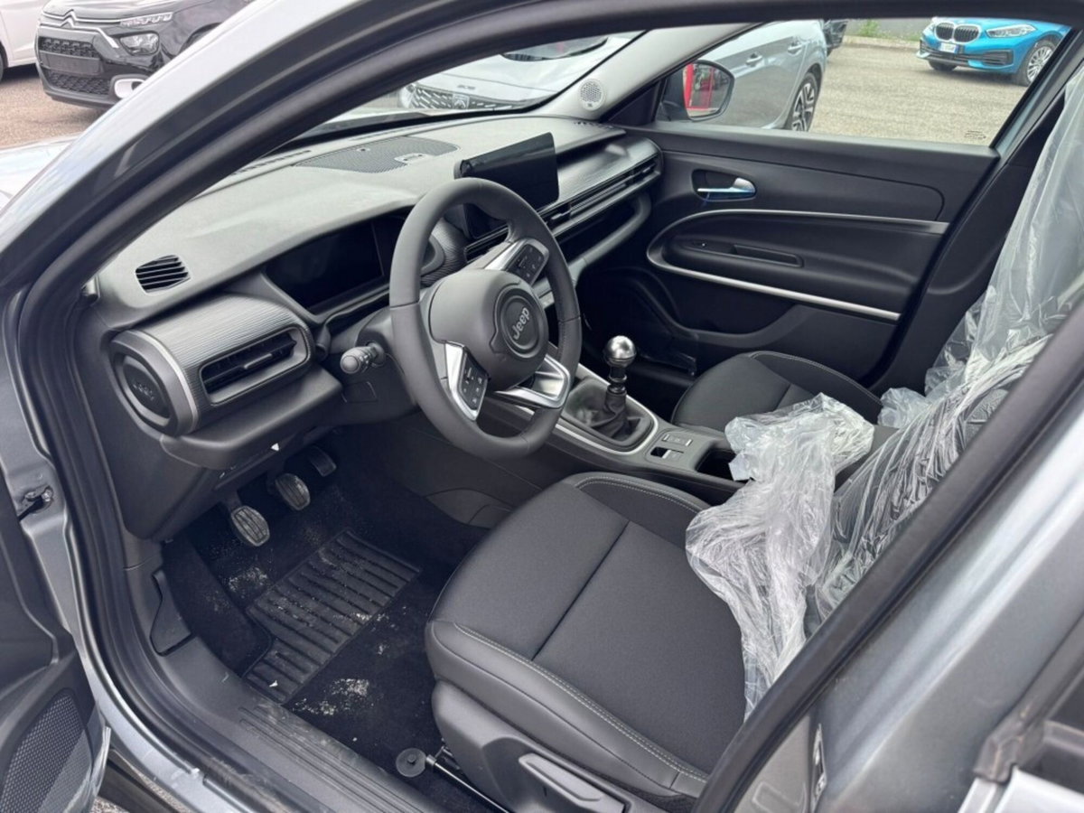 Jeep Avenger 1.2 turbo Altitude fwd 100cv (12)