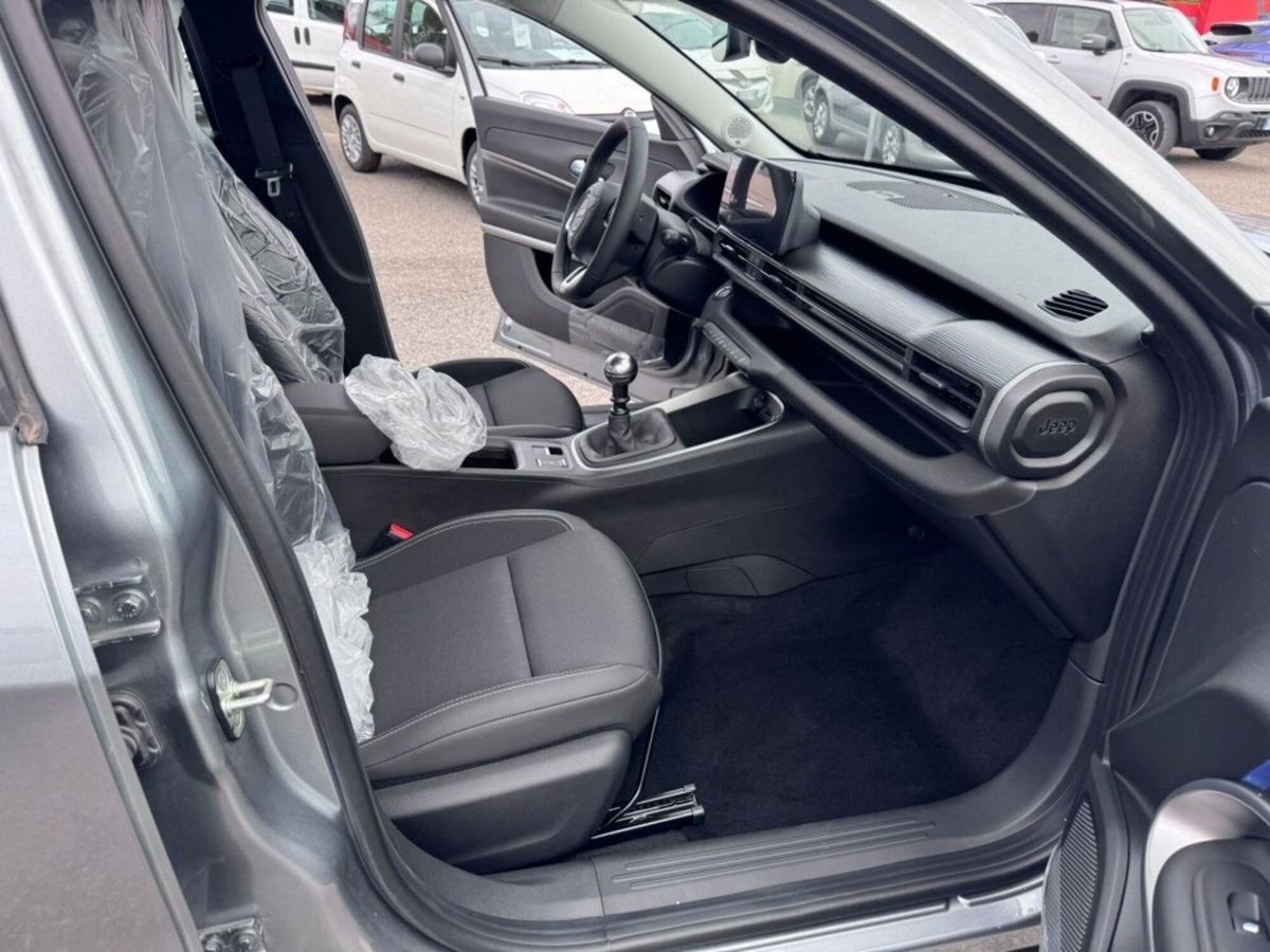 Jeep Avenger 1.2 turbo Altitude fwd 100cv (5)