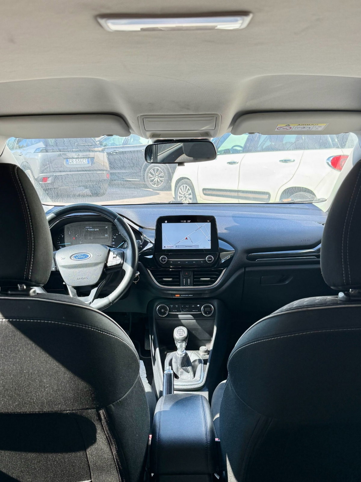 Ford Fiesta 1.5 EcoBlue 5 porte Vignale (14)