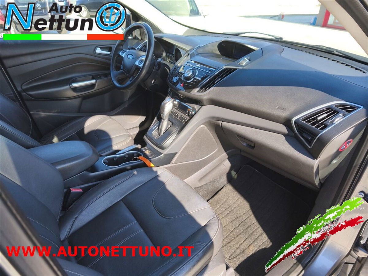 Ford Kuga 2.0 TDCI 140 CV 4WD Powershift Titanium (13)