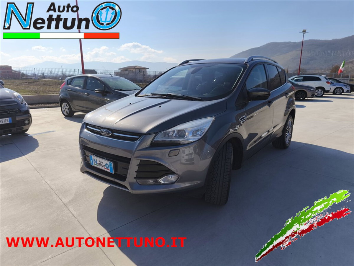 Ford Kuga 2.0 TDCI 140 CV 4WD Powershift Titanium (3)