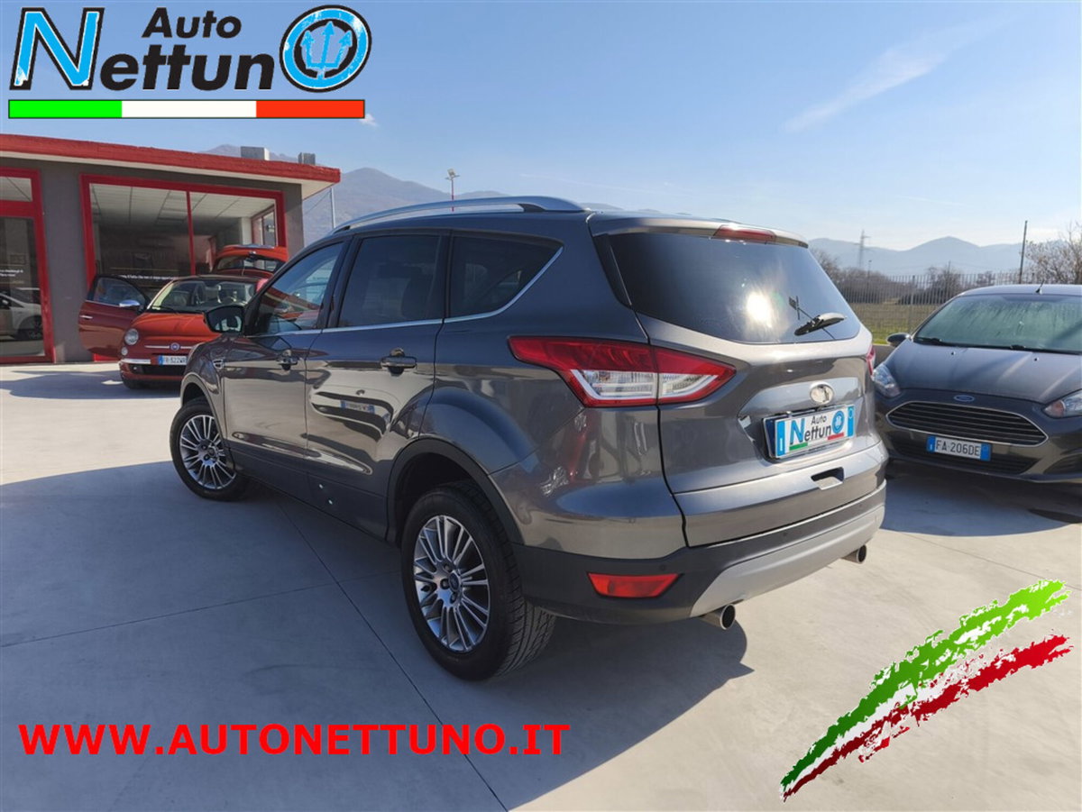 Ford Kuga 2.0 TDCI 140 CV 4WD Powershift Titanium (5)
