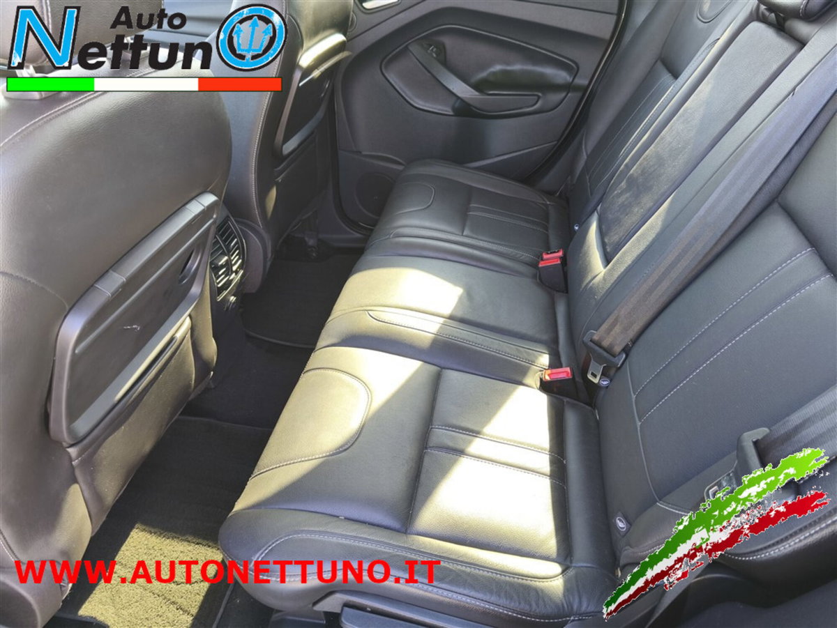 Ford Kuga 2.0 TDCI 140 CV 4WD Powershift Titanium (9)